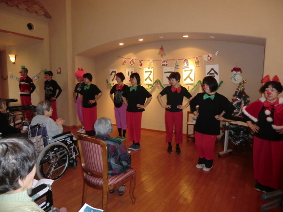 クリスマス会開催_e0163042_14281954.jpg