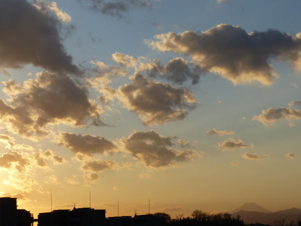 横浜　菊名　大晦日の富士山と夕景　点描_c0111518_01325447.jpg