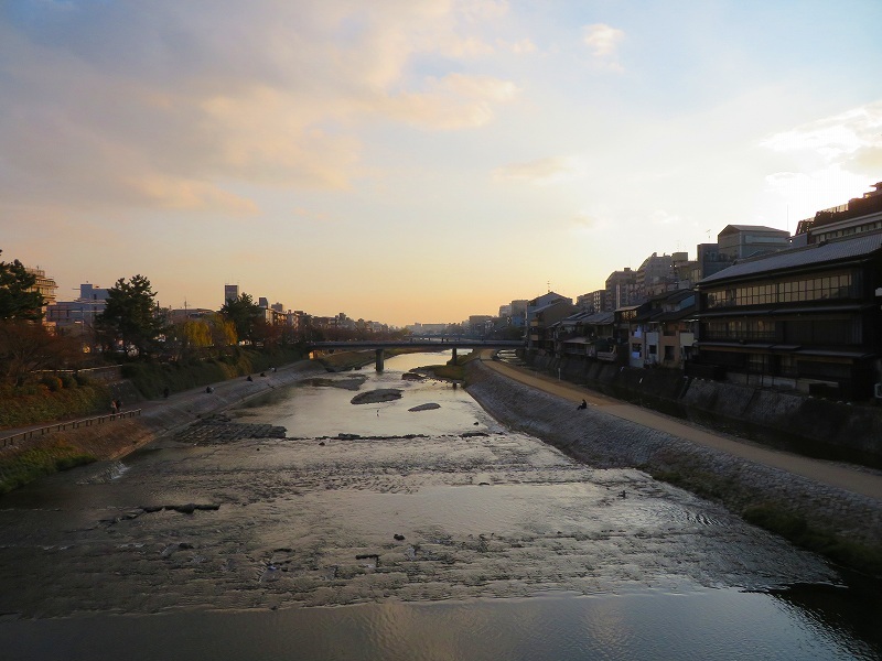 京都「鴨川からの眺望」(松原橋)20191230_e0237645_23031783.jpg