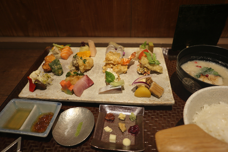 AWOMB 西木屋町_b0169330_17594382.jpg