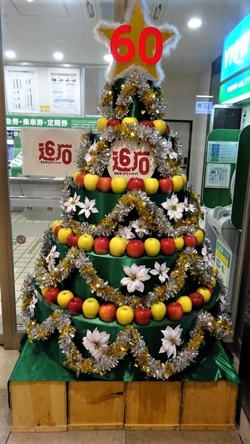 青森駅は還暦を迎えました。そして、大改装中です。青い森鉄道と雪景色、雪の中を激走する貨物列車とモーリーくん_d0181492_00572051.jpg