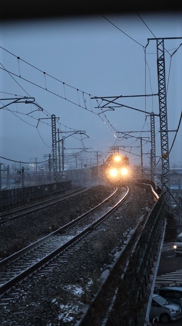 青森駅は還暦を迎えました。そして、大改装中です。青い森鉄道と雪景色、雪の中を激走する貨物列車とモーリーくん_d0181492_23463808.jpg