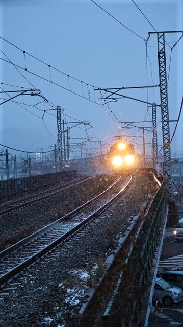 青森駅は還暦を迎えました。そして、大改装中です。青い森鉄道と雪景色、雪の中を激走する貨物列車とモーリーくん_d0181492_23464736.jpg