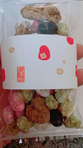 紙とお菓子と刺繍_e0407037_16351290.jpg