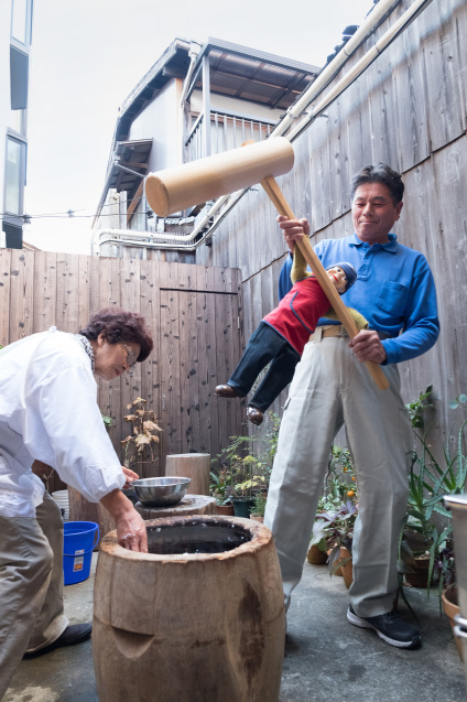 年末のこと　OASI で餅つき_e0369736_18371395.jpg