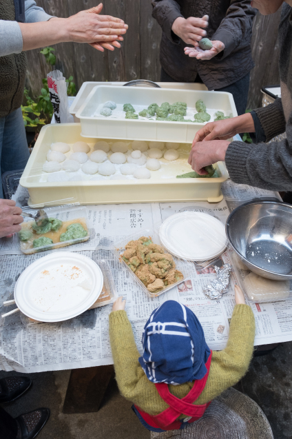 年末のこと OASI で餅つき_e0369736_18380258.jpg