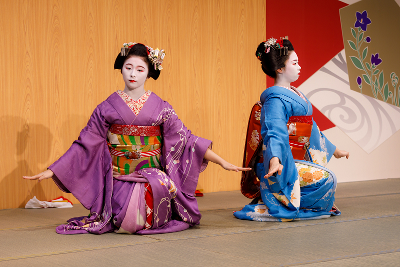 祇園小唄／京料理展示大会2019 祇園甲部 槇里子さん、美羽子さん