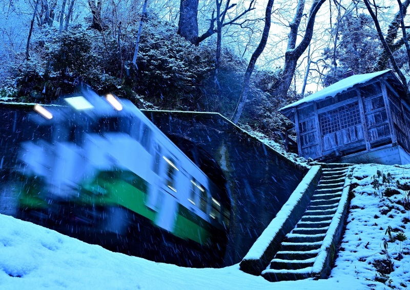 白嶺　雪景色 8K] 京都・雪 2023 Kyoto Snow - YouTube