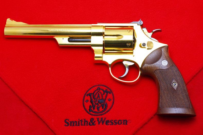 S&W M29 44MAGNUM 6 1/2inch : イルコローレブルの作業日記