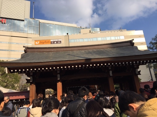 初売り 一日目 博多阪急アミュプラザ 二日目 天神_d0281783_22244543.jpg