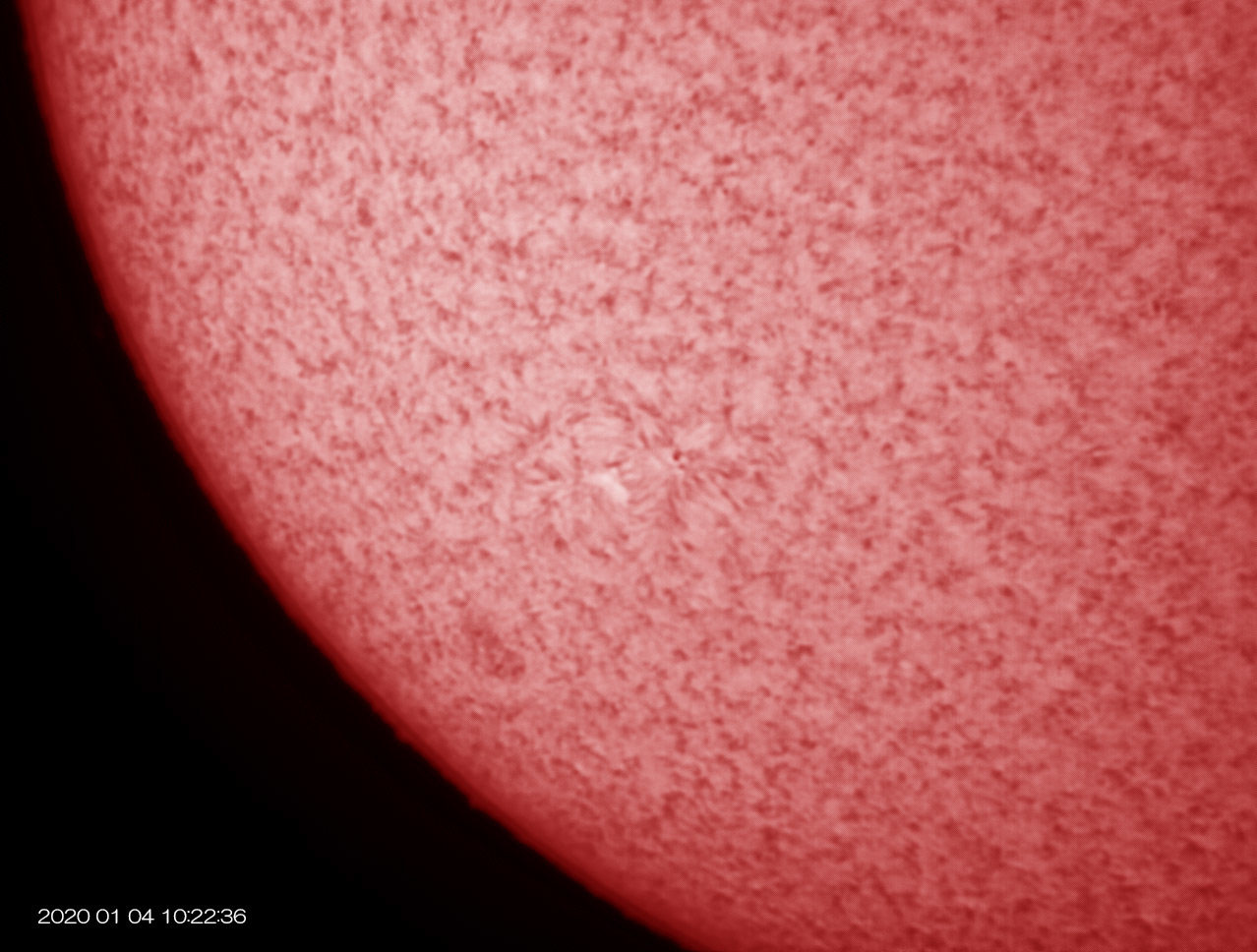 1月4日の太陽_e0174091_11393236.jpg