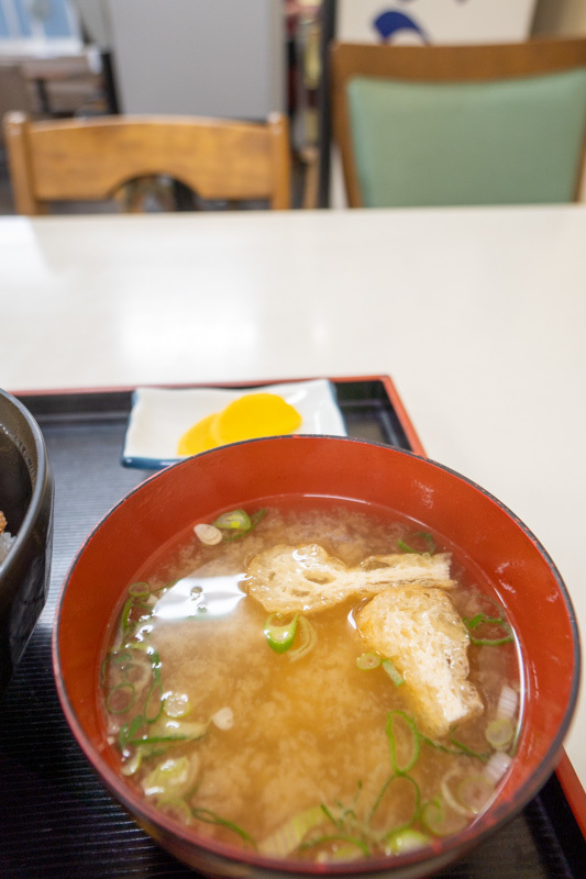 高知警察署で、かつ丼・・・_a0077663_16042899.jpg