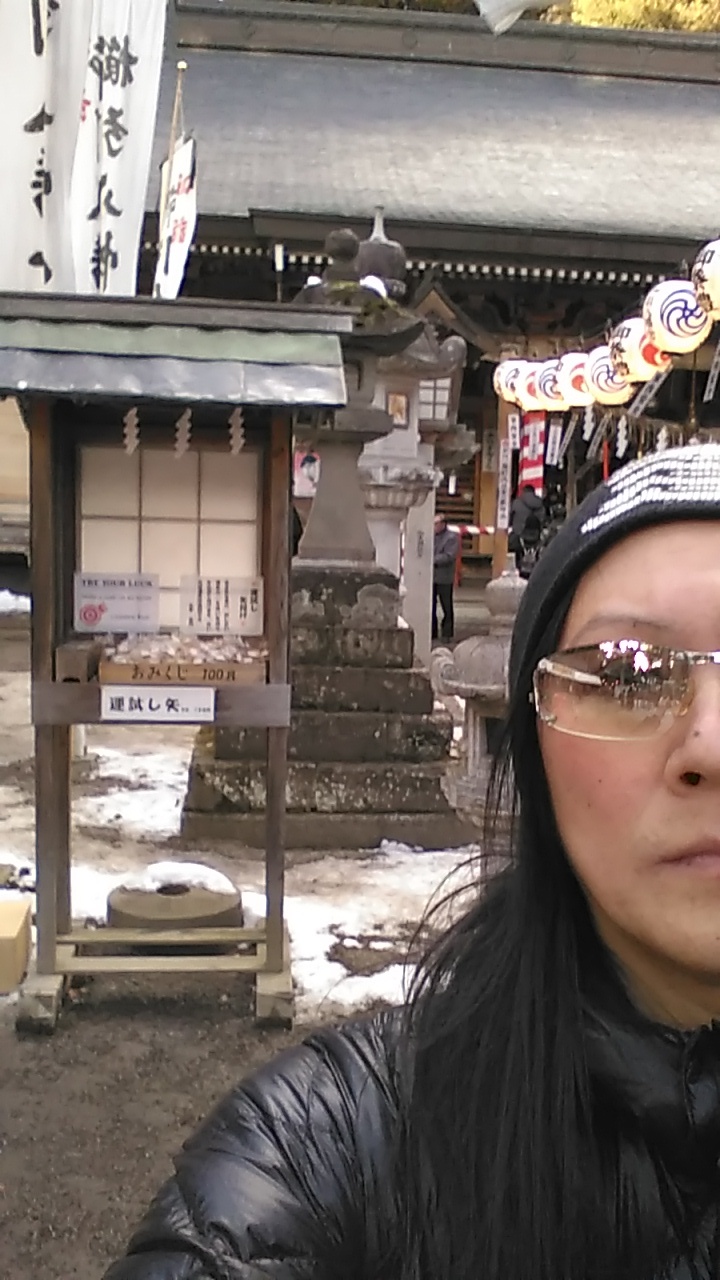 年末年始は実家!3【令和二年 一月二日~三日】八戸櫛引八幡宮~八食センター~イカ!ナメタガレイ!ウニ!翌日帰宅へ_d0061678_14112282.jpg