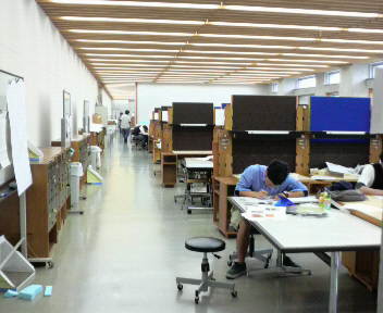 建築学科があるのにね~、、、。_a0394451_12355695.jpg