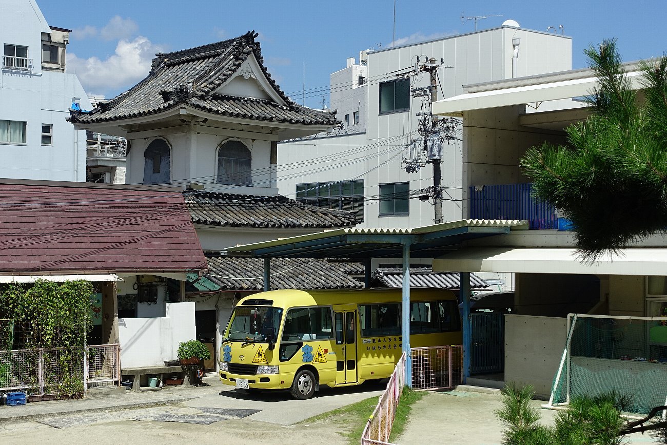 真宗大谷派東本願寺　茨木別院_c0112559_08223999.jpg