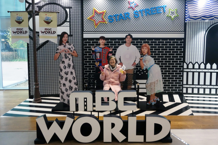 韓国映画博物館 KOREAN FILM MUSEUM 한국영화박물관 と MBC WORLD 上岩DMC(디지털미디어시티 デジタルメディアシティ) 2019年12月 ソウルの旅_f0117059_16171876.jpg