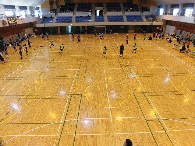 男女そろって県大会優勝を! 富士高ハンドボール部の2020年「初投げ」_f0141310_07534834.jpg