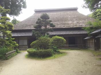 高岡周辺の建築探訪_a0394451_13560672.jpg