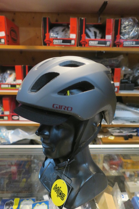 GIRO CORMICK MIPS ヘルメット 再入荷!_c0132901_20410448.jpg