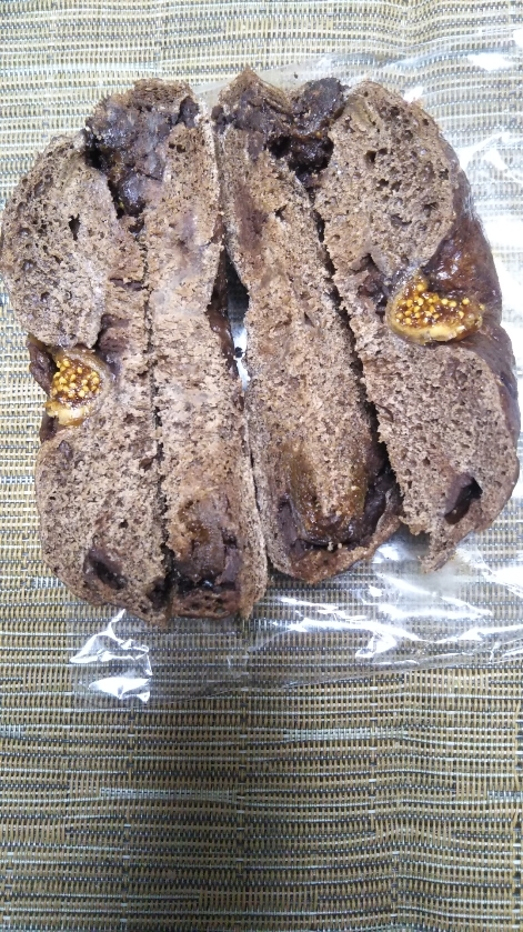 コハルベーグル いちじくのブランデーチョコ_f0076001_23443003.jpg