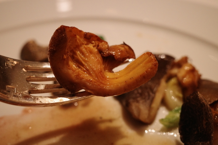 la cuisine COUCAGNO（クーカーニョ）　東京都渋谷区桜丘町/フレンチ フランス料理 高層レストラン ~ GRIIIと新春お出かけ その4_a0287336_00492656.jpg