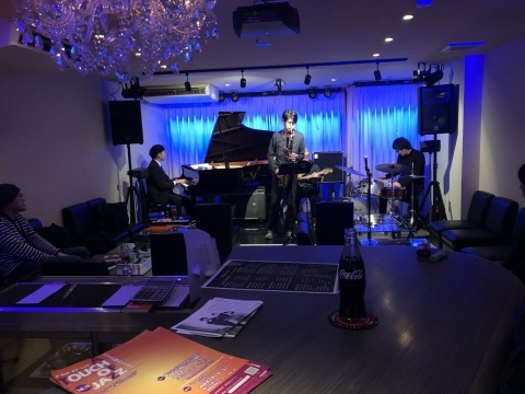 広島 ジャズライブカミンJazzlive Comin 本日9日のジャズライブ_b0115606_11385672.jpeg