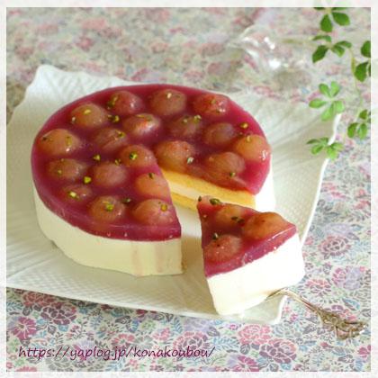 9月のお菓子・葡萄のケーキ_a0392423_00154450.jpg