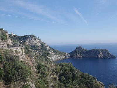 アマルフィ海岸～南イタリアの旅2019(3)_c0039428_23094772.jpg