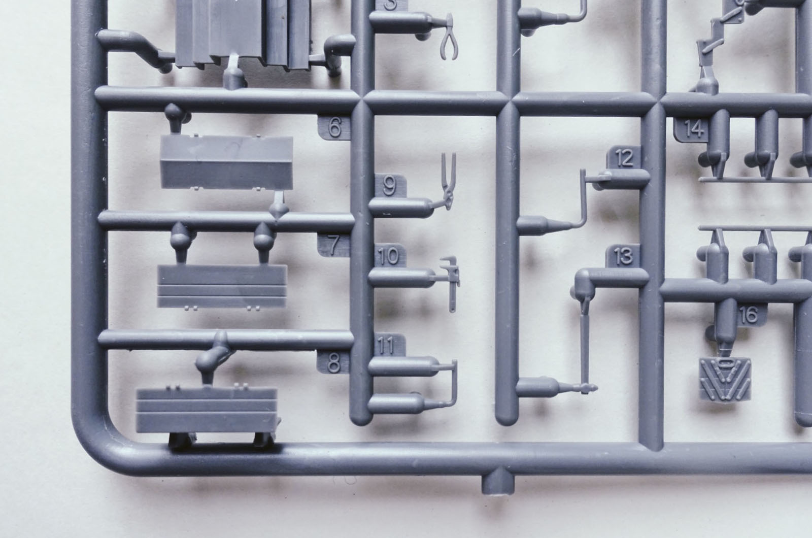 TOOL SET_d0360340_21451666.jpg