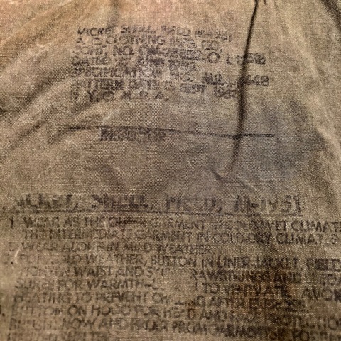 1950s \" U.S ARMY \" ALL cotton SATEEN M -1951 VINTAGE FIELD JACKET ._d0172088_21183323.jpg