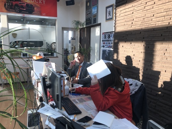 1月10日(金)本店ブログ♪ タントのことならお任せ下さい♡ ランクル ハマー アルファード_b0127002_18213873.jpg