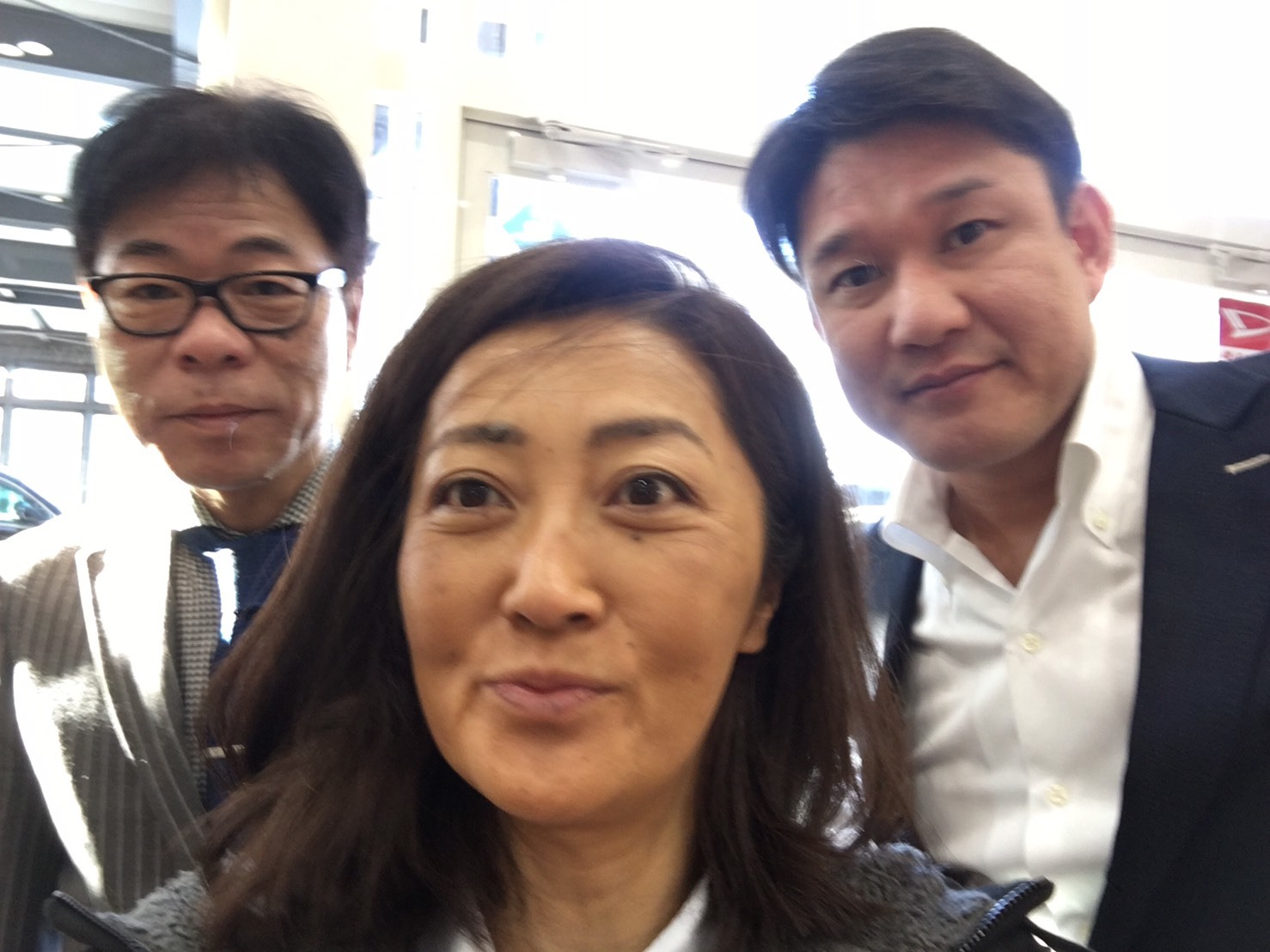 1月10日(金)本店ブログ♪ タントのことならお任せ下さい♡ ランクル ハマー アルファード_b0127002_18244577.jpg