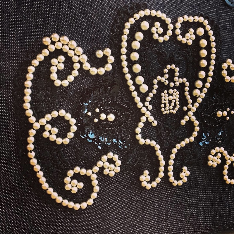 【 オートクチュール・リュネビル刺繍 】生徒さんの作品です。_c0357605_15544474.jpg