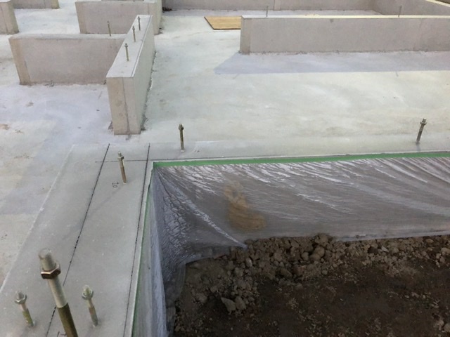 基礎工事_a0129492_21453340.jpeg
