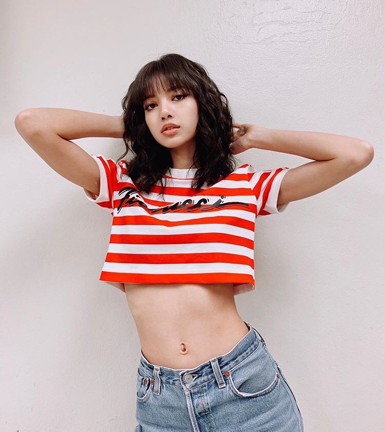 LISA BLACKPINK : 裏LUZ LISA BLACKPINK : 裏LUZ
