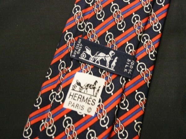 遅くなっちゃったのでチャチャっと。入荷エルメス、シャネル、ジルサンダーのネクタイ。_f0180307_01185148.jpg