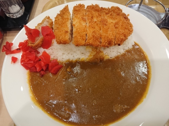 1/11 カレーショップC&C京王高幡SC店 三元豚のロースカツカレー辛口ソース大盛 & 玉子サラダ_b0042308_18403781.jpg