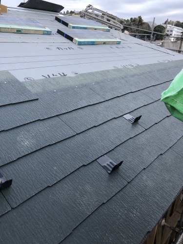 屋根葺いて年を越す_a0148909_15170229.jpeg