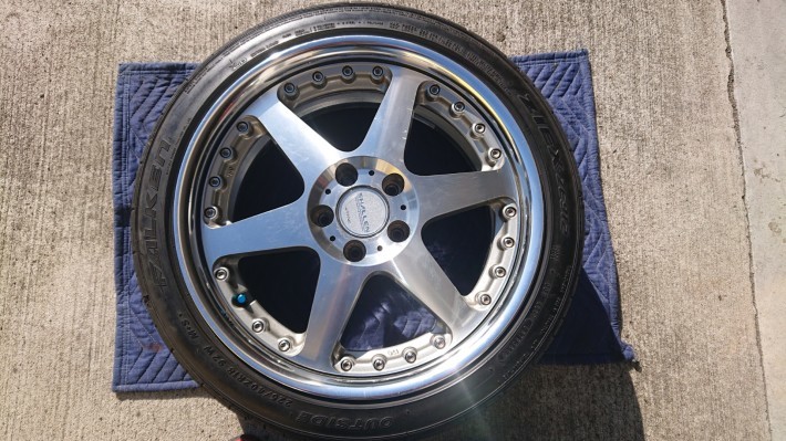 【在庫僅少】 3本セット 215/35r18タイヤ Haida製 答え 24年 引っ張りタイヤなどに タイヤ・ホイール