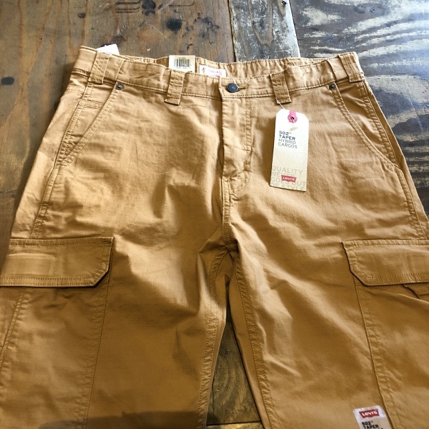 Levi\'s 502 TAPER HYBRID CARGOS_c0355834_15104861.jpg