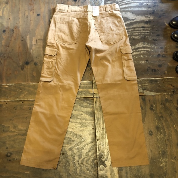 Levi\'s 502 TAPER HYBRID CARGOS_c0355834_15105542.jpg