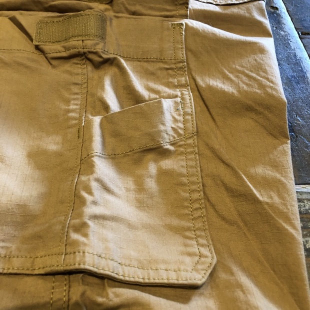 Levi\'s 502 TAPER HYBRID CARGOS_c0355834_15110358.jpg