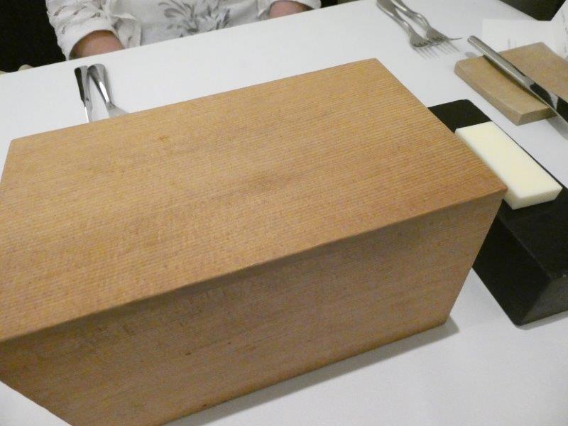 レーヌ デ プレ （Reine des pres）_d0106134_21533982.jpg