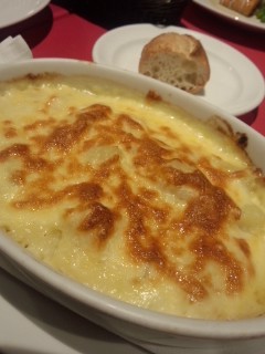 銀座 ヴィラモウラのバカリャウ・コン・ナタス(タラとジャガイモのクリーム煮 グラタン仕立て)_f0112873_2141469.jpg