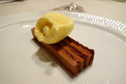 ラーモニー・ドウ・ラ・ルミエール_a0152501_12420123.jpg