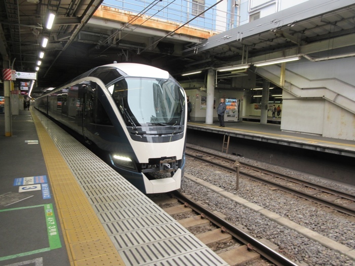 【ストリングスホテル東京】ラウンジでチェックアウト→シティベーカリー→品川駅→サフィール踊り子_b0009849_16562461.jpg