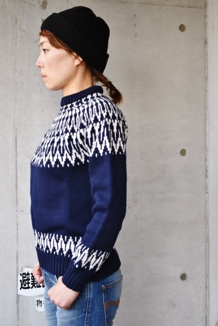 Guernsey Woollens あまり無い柄!★?_d0152280_11250544.jpg