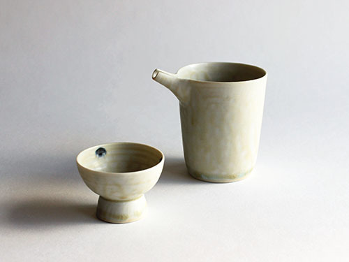 稲村真耶さんの月光釉の酒器。_a0026127_16204508.jpg