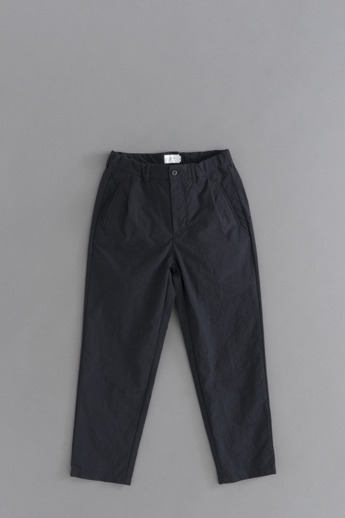 STILL BY HAND Nylon Tapered Pants (Black)_d0120442_11545461.jpg