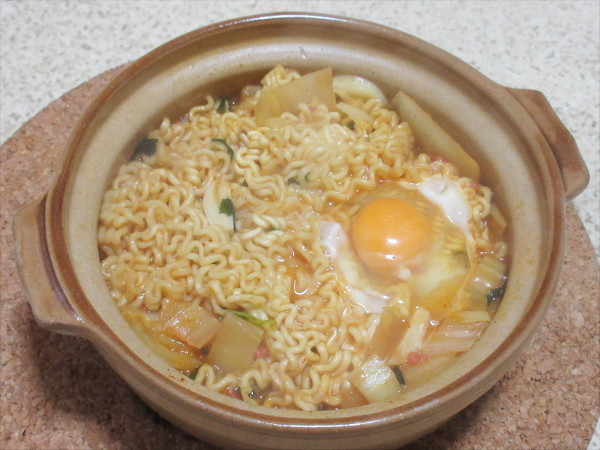 【農心】海鮮安城湯麺_c0152767_22075734.jpg